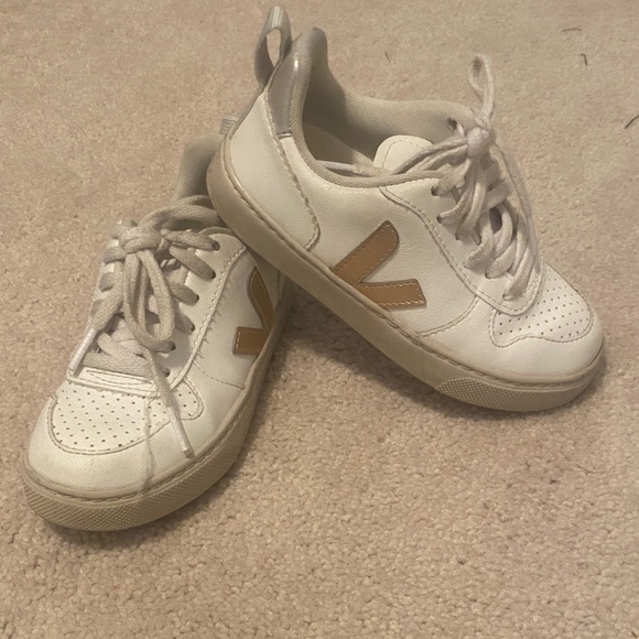 Veja size 12us little kids - Picture 2 of 7